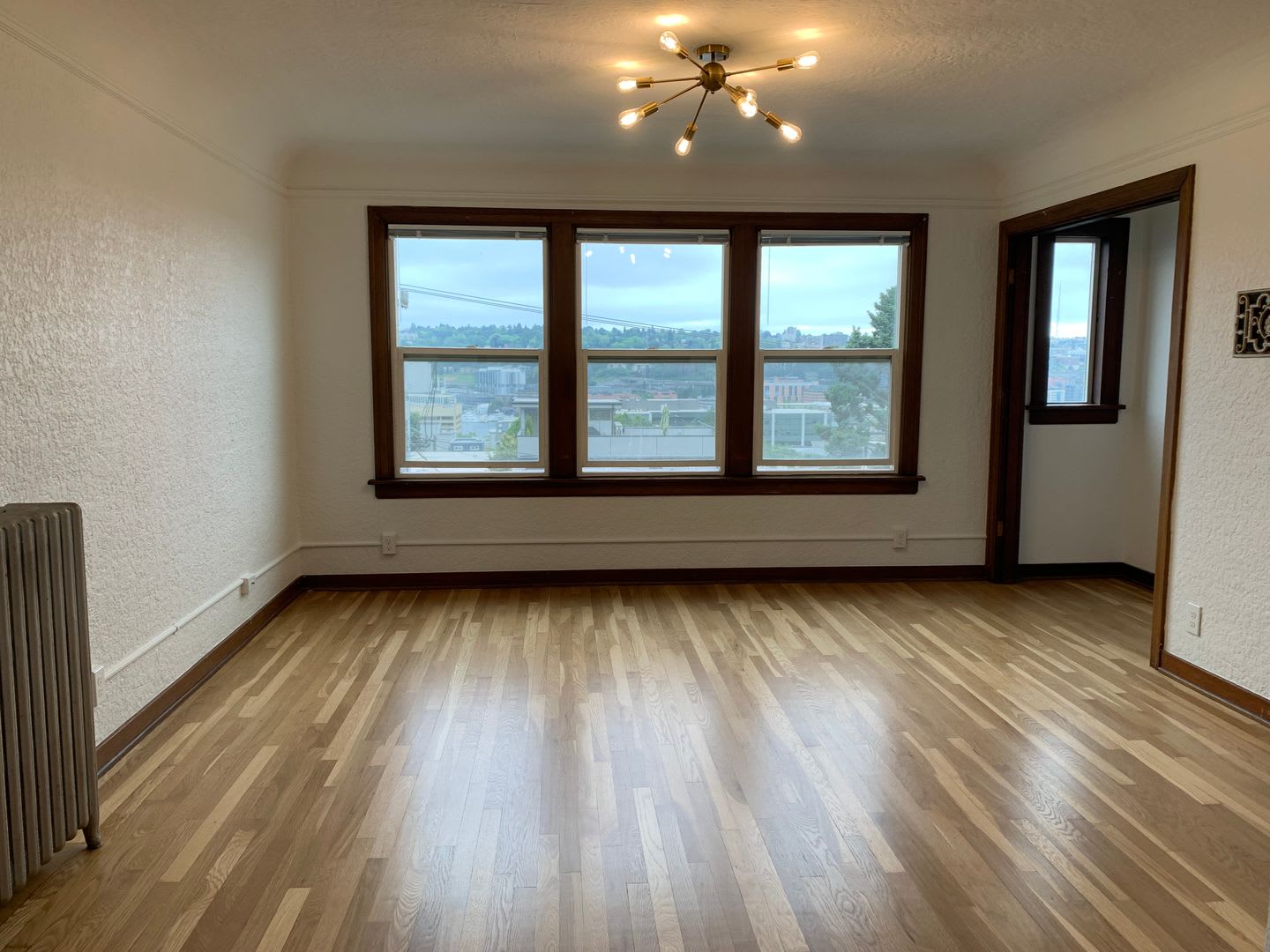 1105 5Th Ave N – photo 1