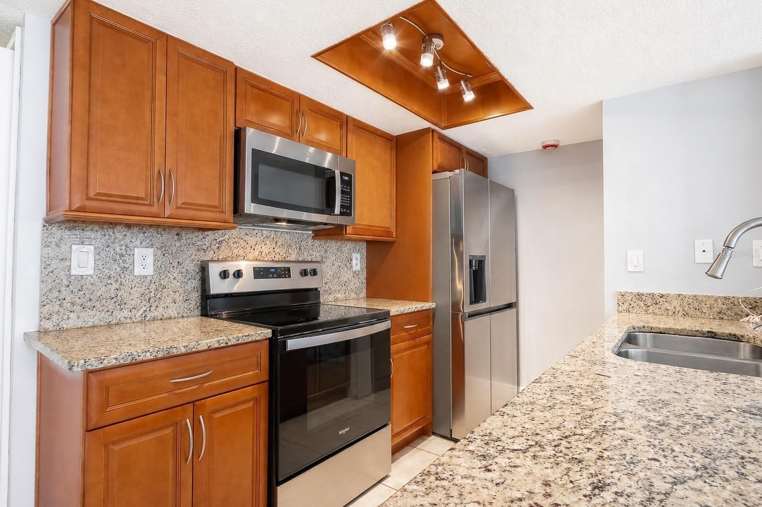 2739 N Poinciana Boulevard – photo 3