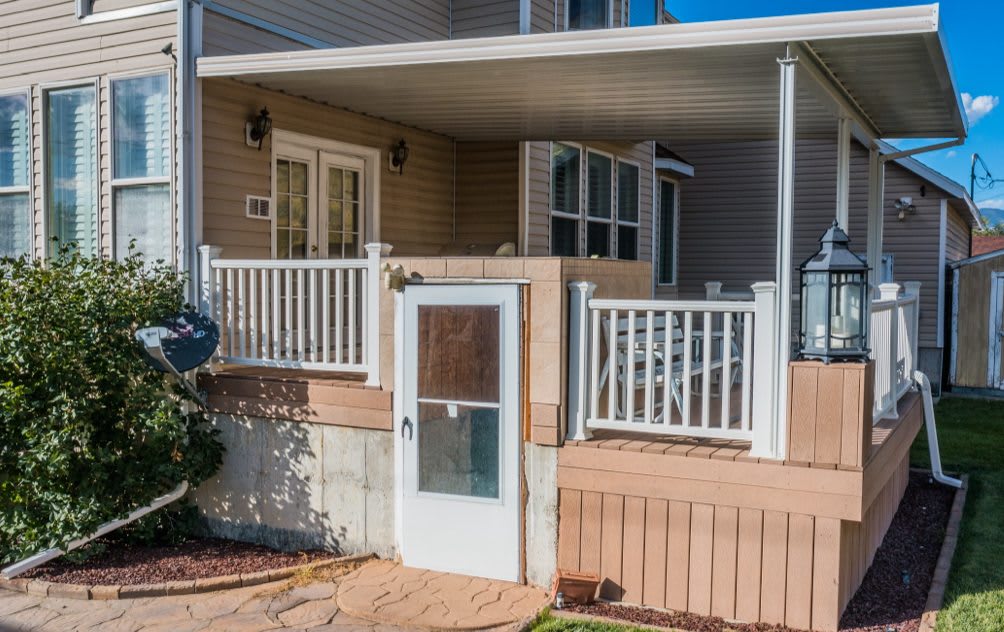 589 Canyon Road – photo 1