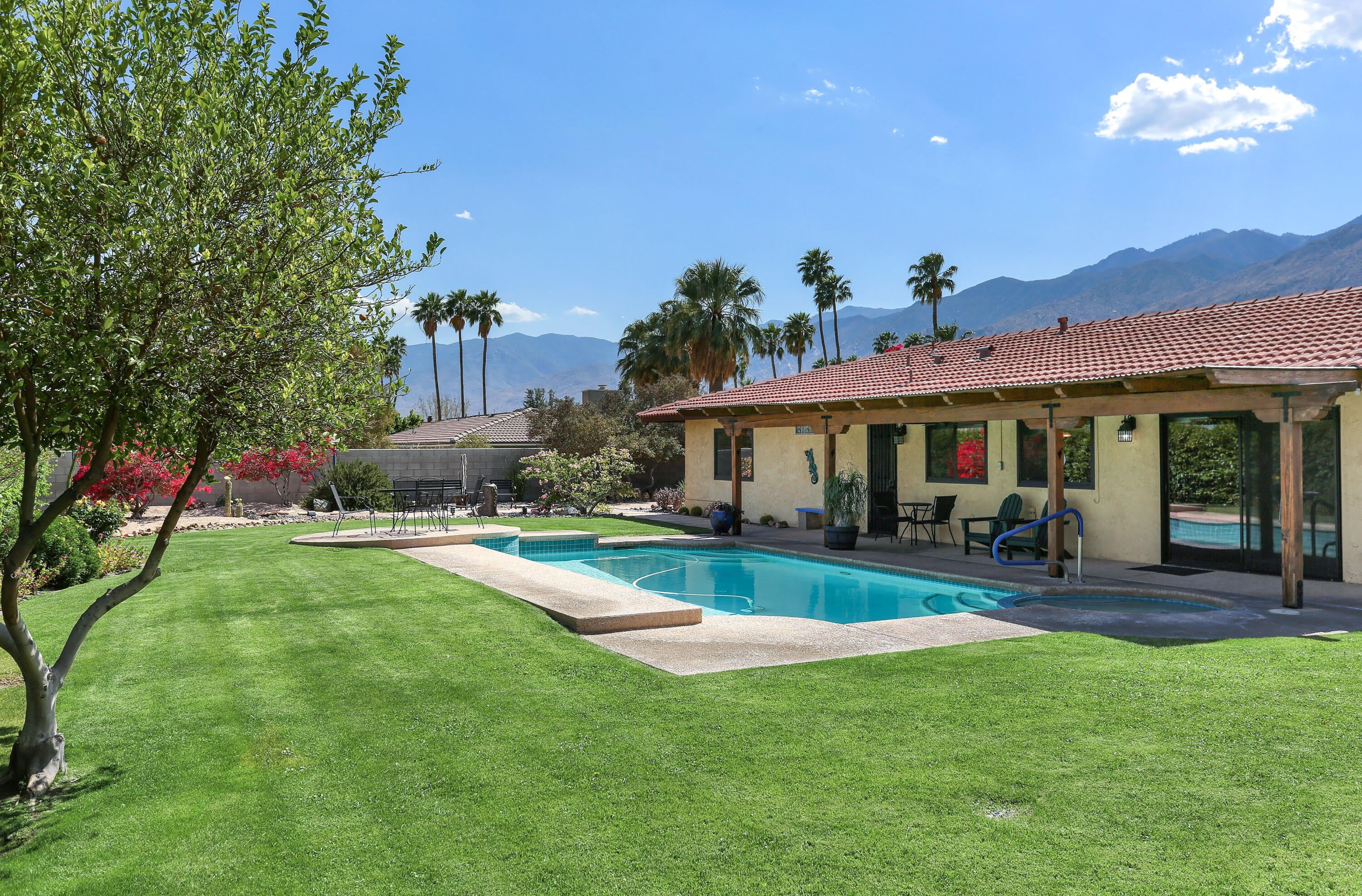 1020 N Cerritos Drive – photo 5