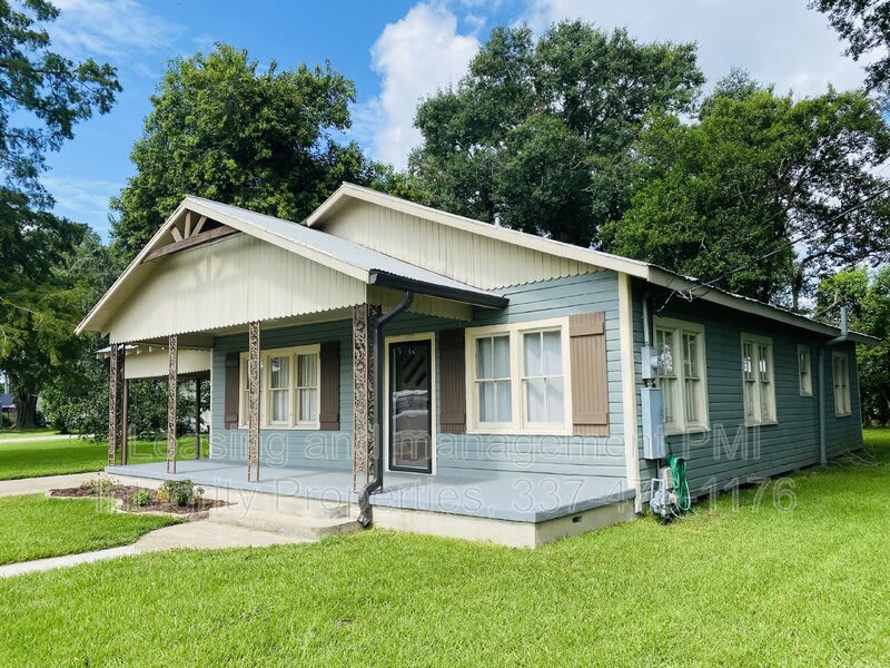 306 S Lee Ave – photo 1