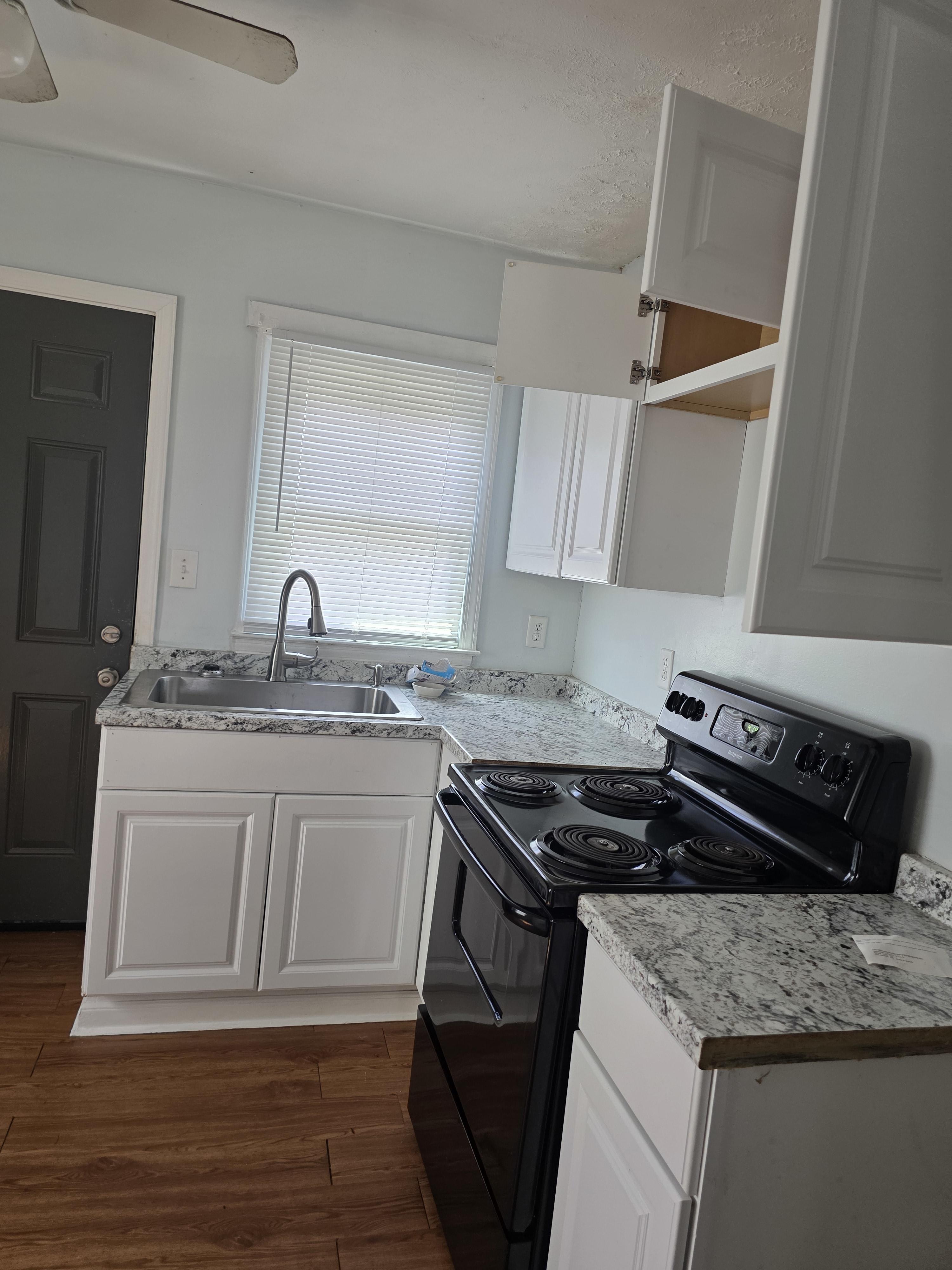 3019 Lee St – photo 5