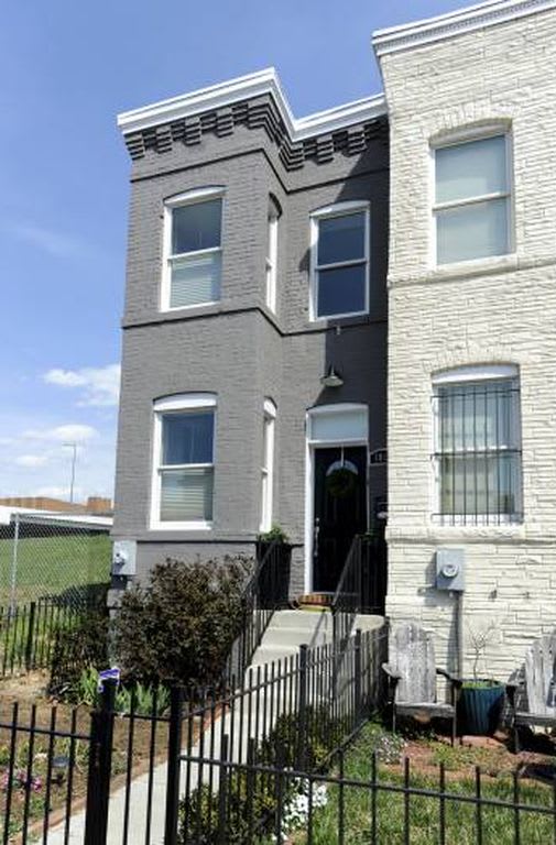 1012 7th Street Southeast – photo 1