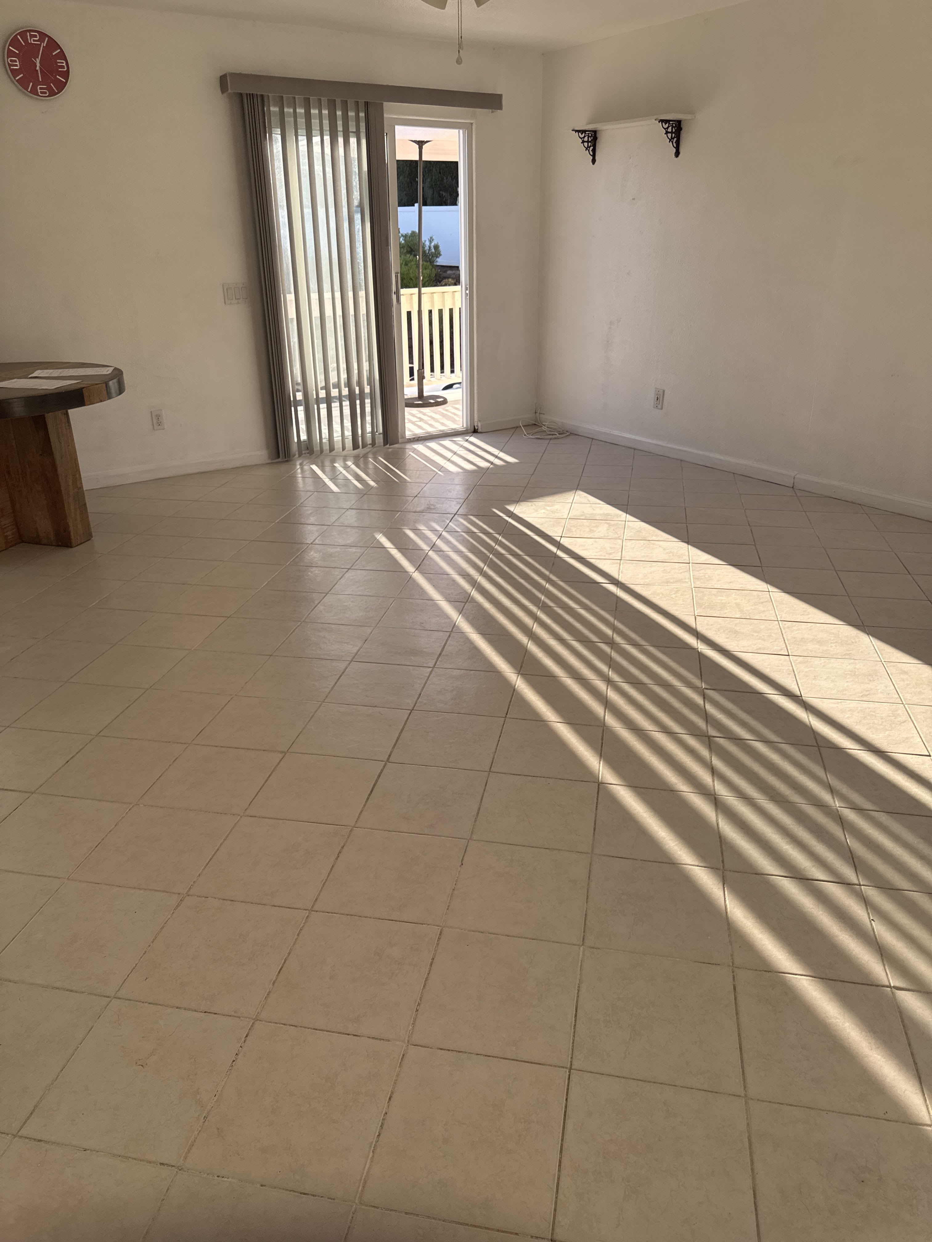 1511 Maxwell Lane – photo 3