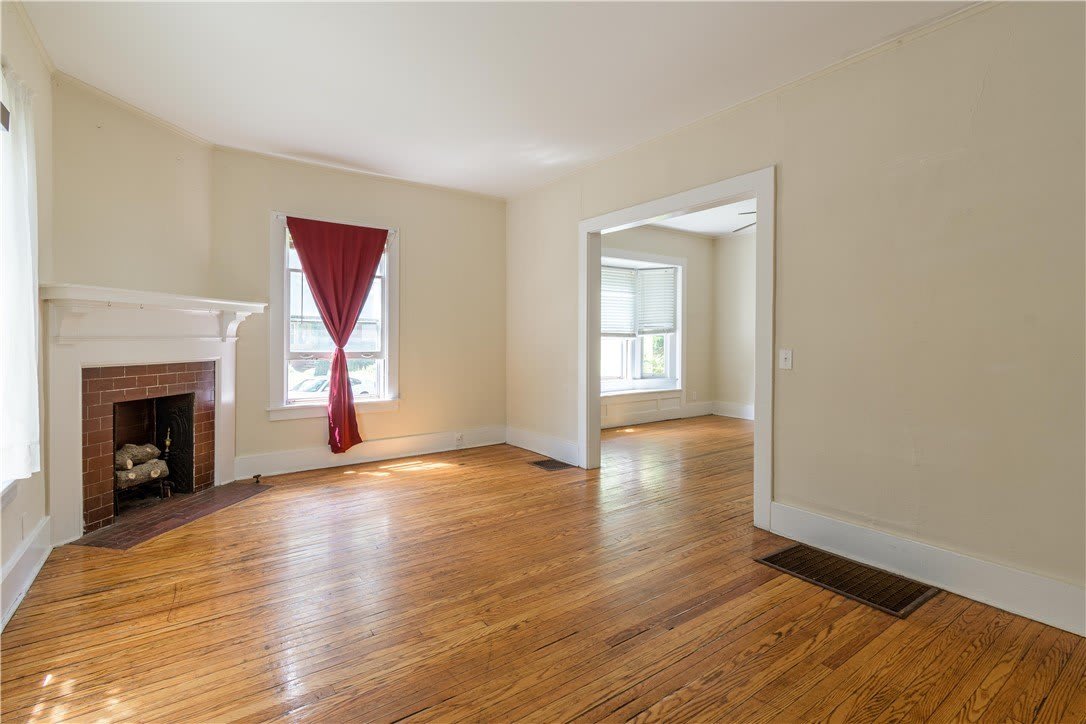 760 Harvard Street – photo 3