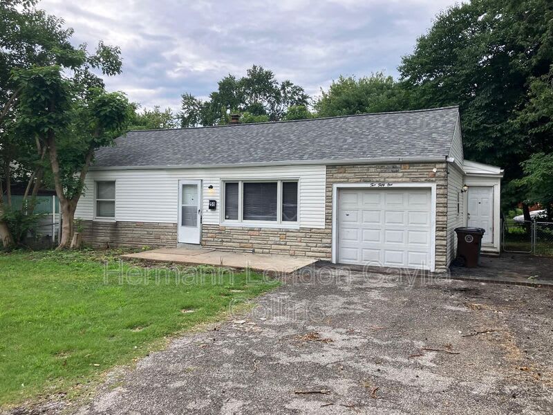 251 Georgia Avenue – photo 3