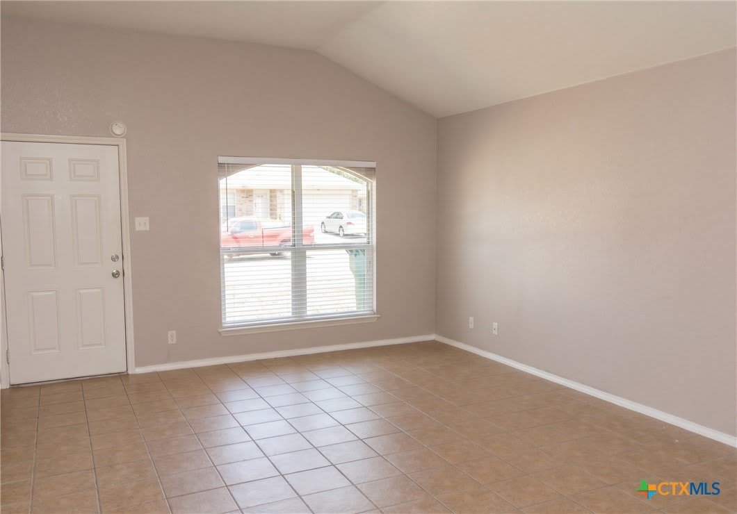 304 Jeff Gordon Drive – photo 2