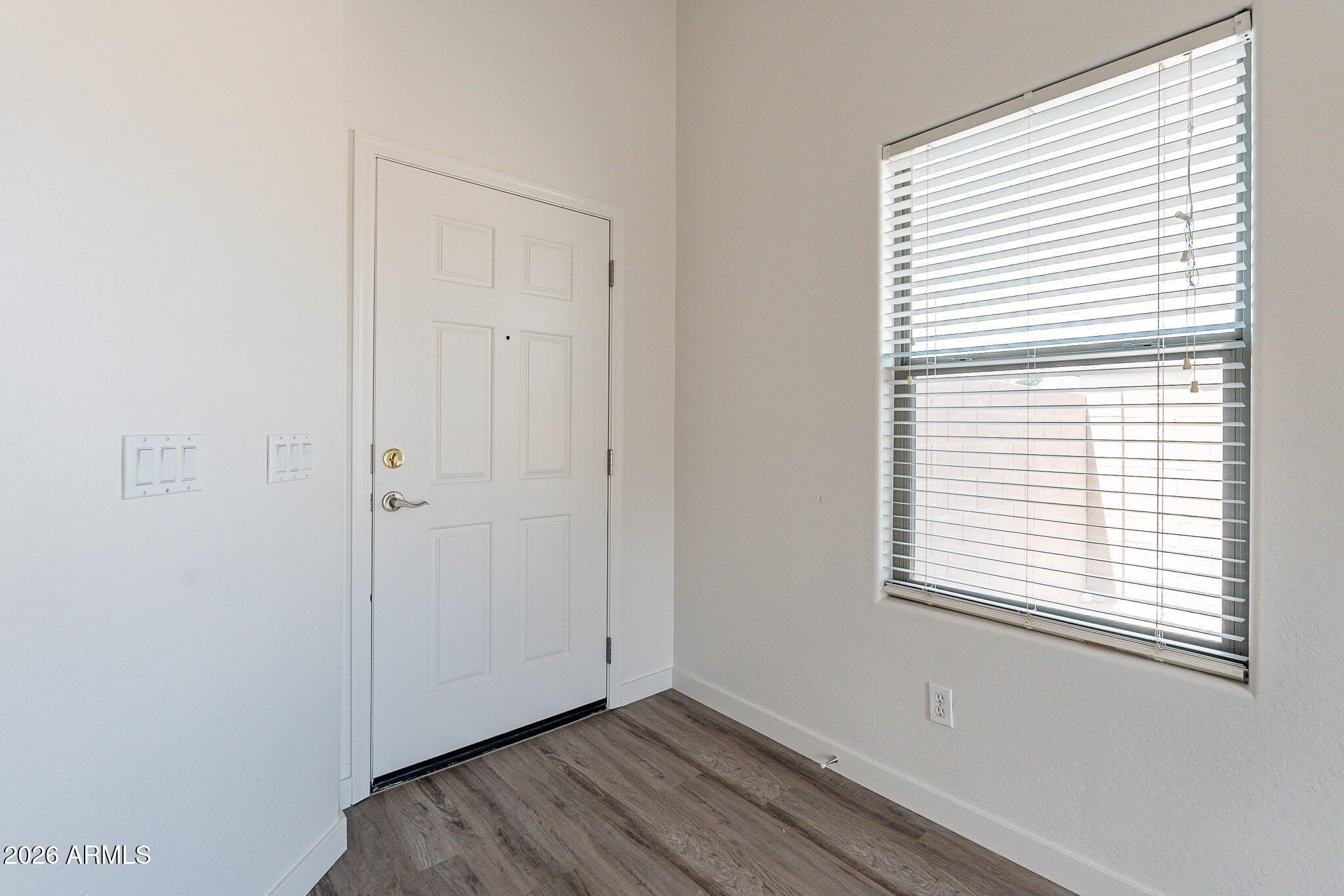 24866 W Huntington Drive – photo 5