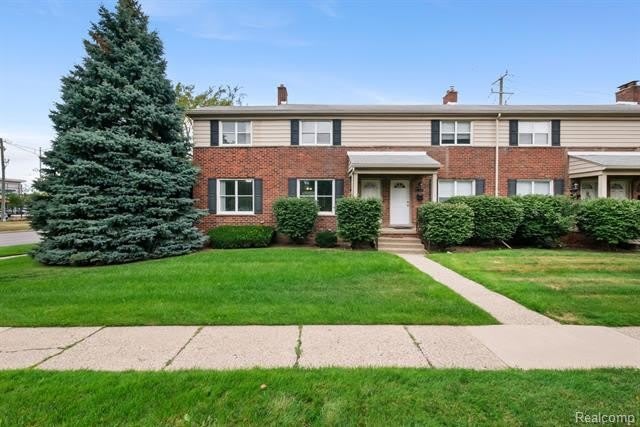 3388 COOLIDGE HWY – photo 1