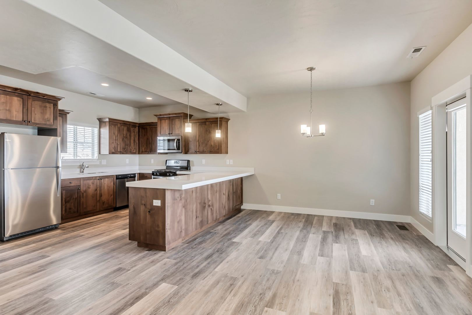 3 Bed Townhome – photo 2