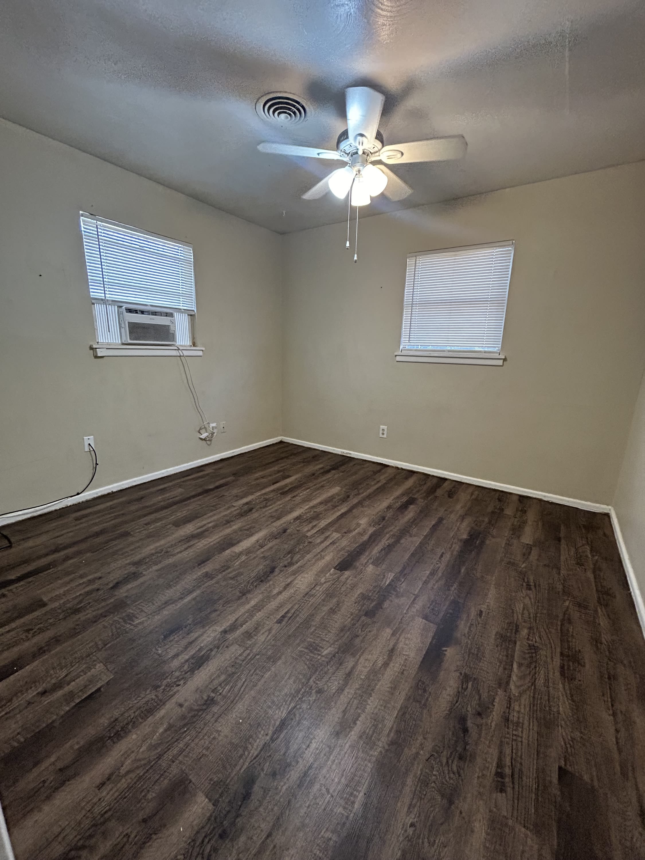 3305 East Cornell Street – photo 3