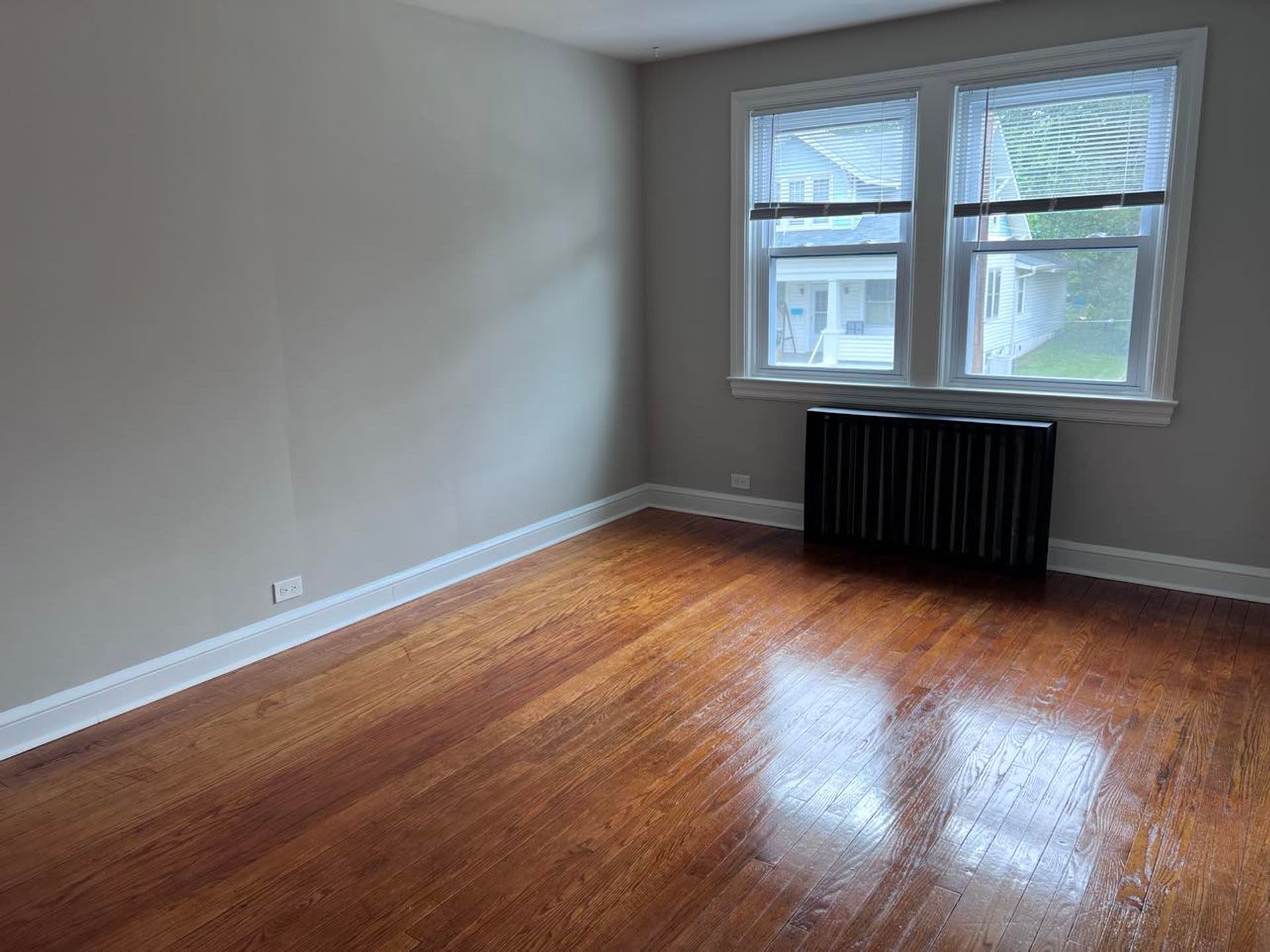 Laurel 332 – photo 4