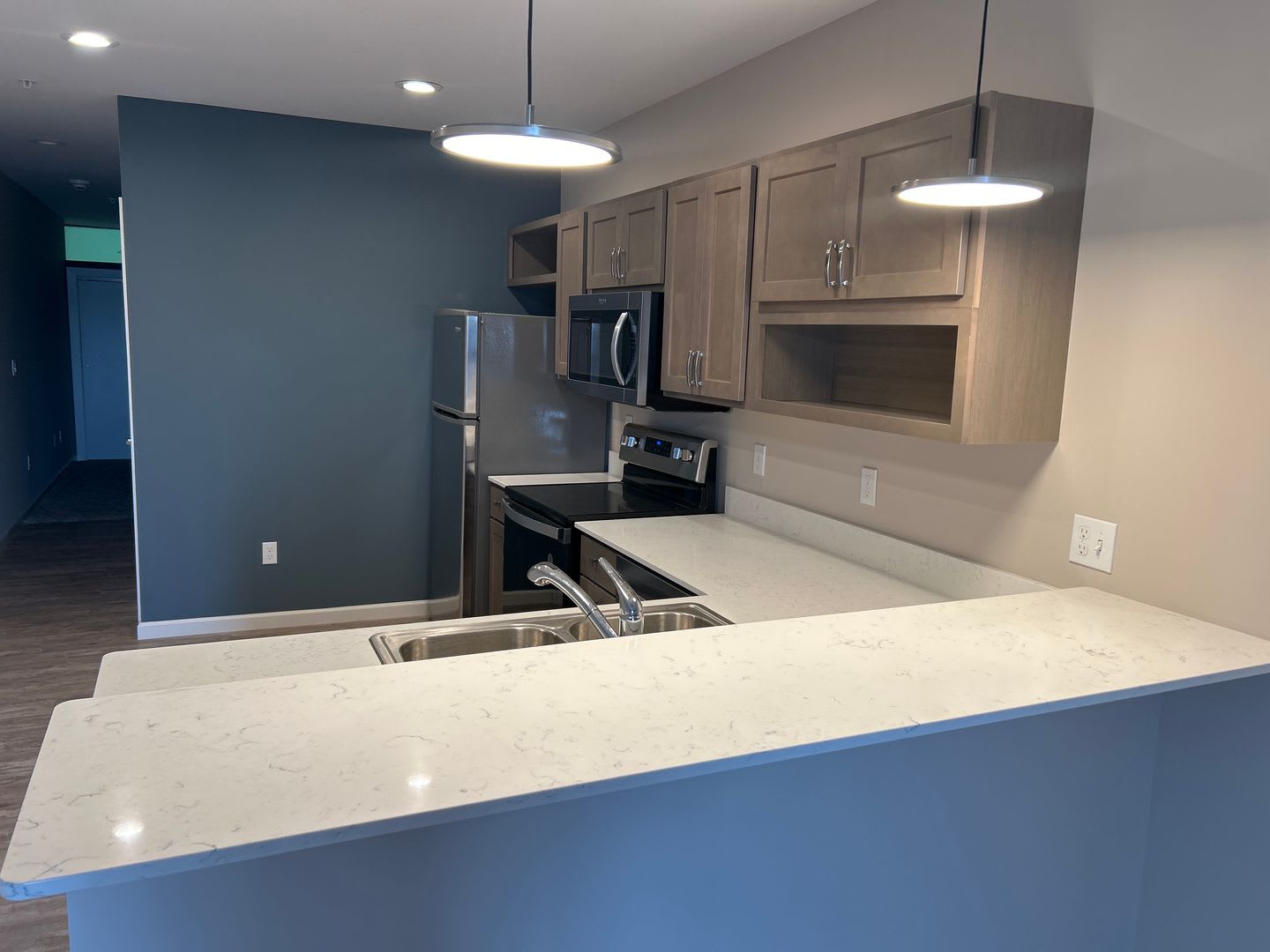 Plaza 93 West Apartments – photo 3
