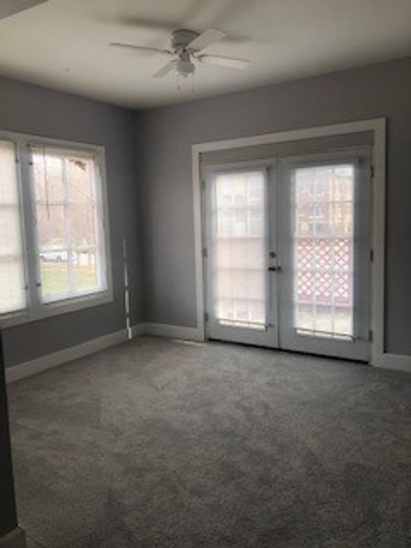 Three Bedroom Apartments Located Near 38Th St And Meridian – photo 2