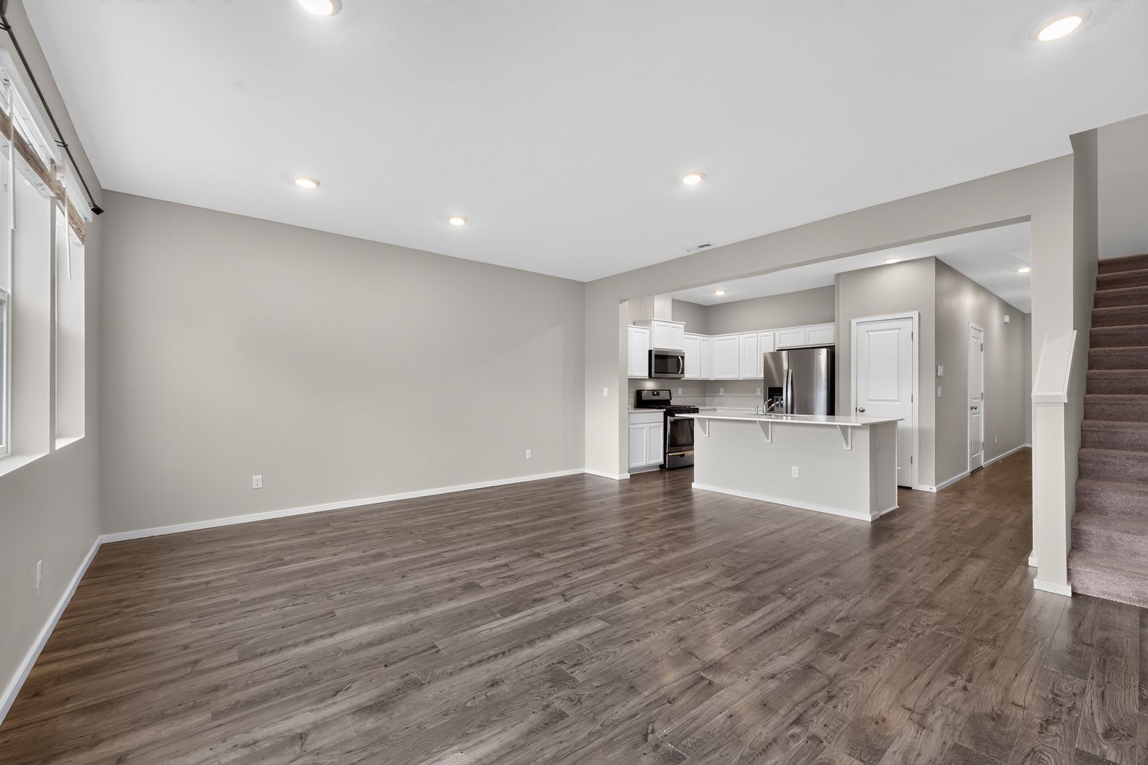913 N 18th Terrace – photo 3