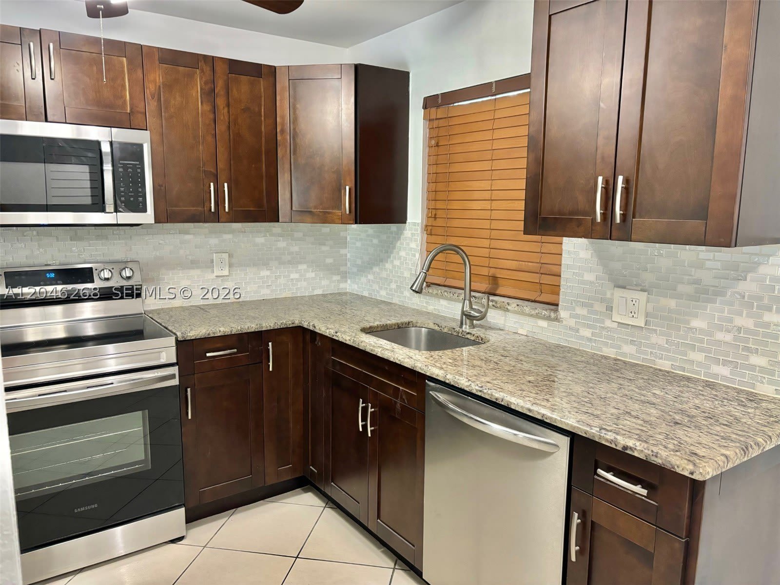9411 Evergreen Pl – photo 2
