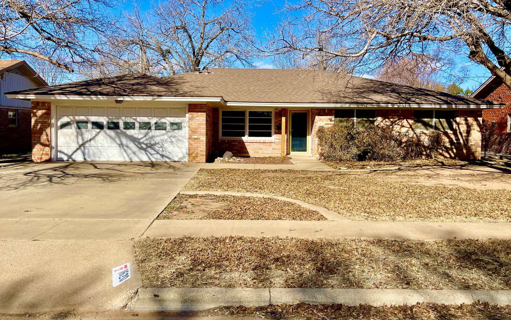 Gorgeous Completely Remodeled 3 2 2 In Bayless With Washer Dryer And Fridge – photo 1