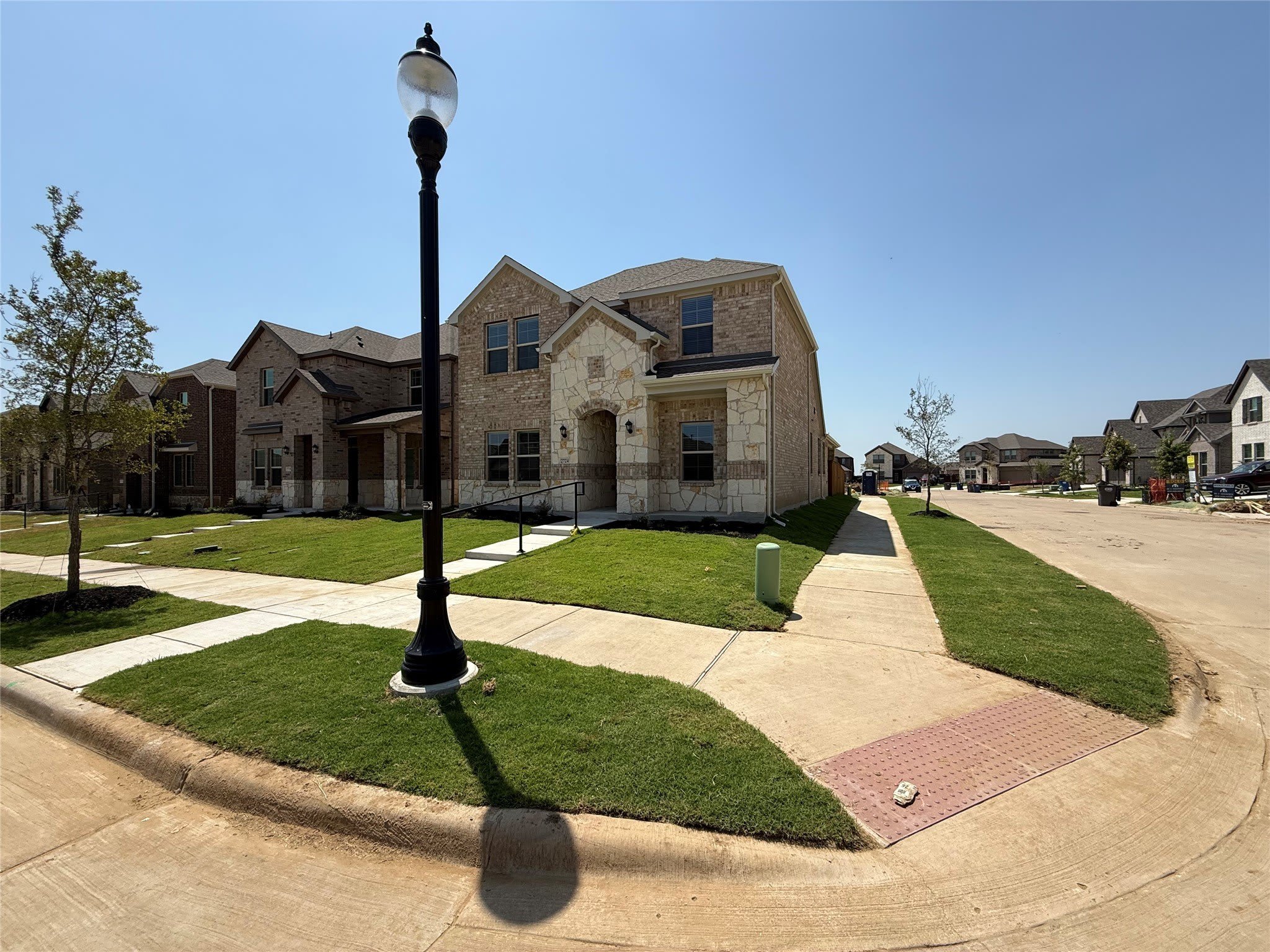 2724 Mexia Lane – photo 3