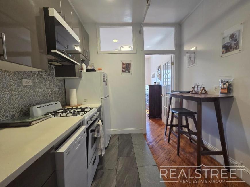 109 Joralemon Street – photo 5
