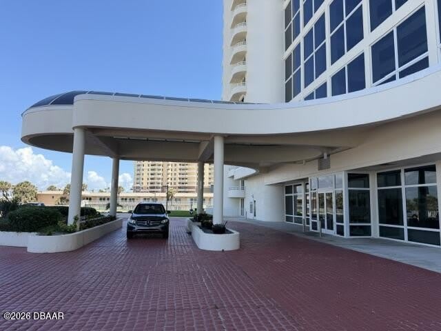 2545 S Atlantic Avenue – photo 3