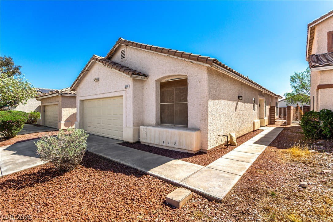 5856 Golden Wing Street – photo 2