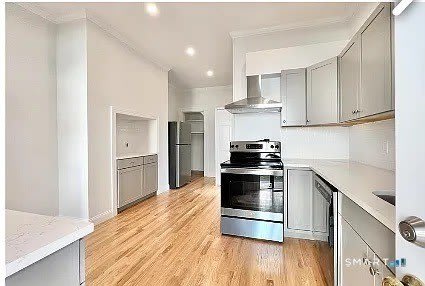 24 Hoyt Street – photo 4