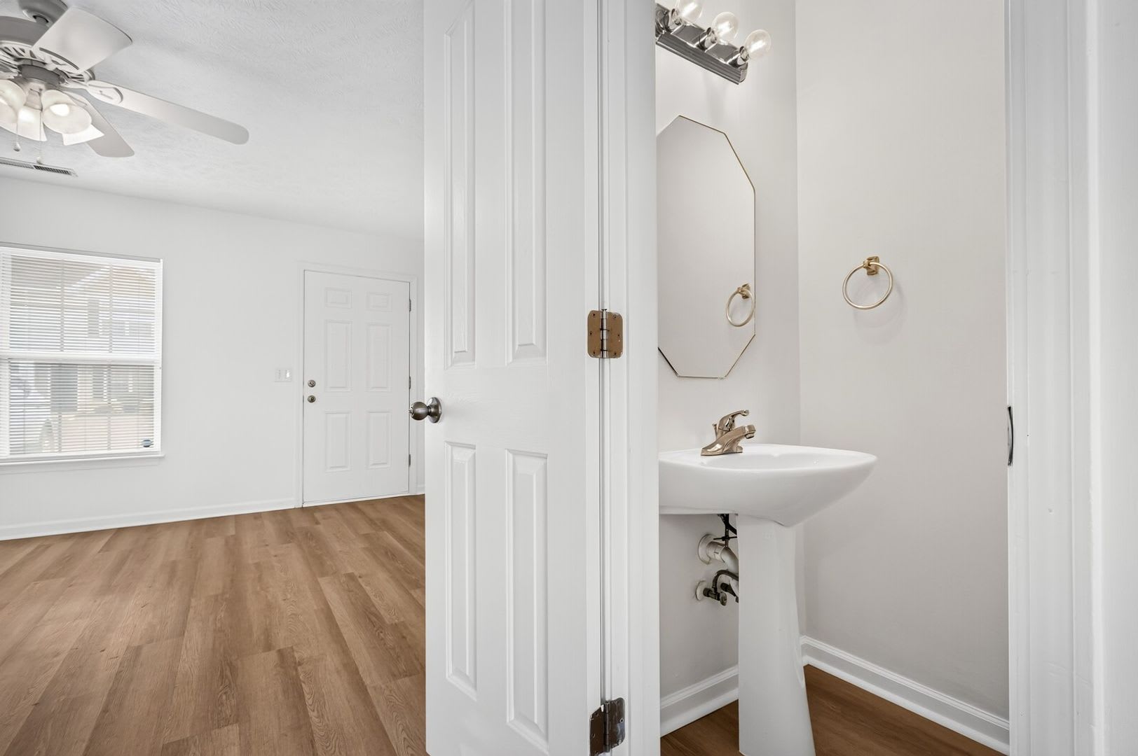 “NEW, NEW, NEW! Completely updated and $500 off! – photo 5