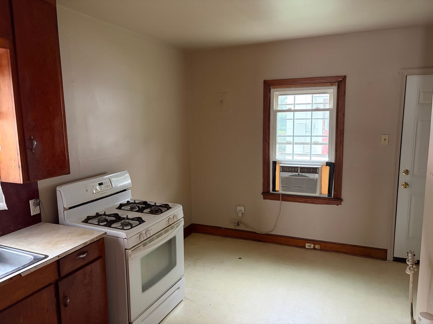 2 Bedroom and 1 Bathroom House – photo 5
