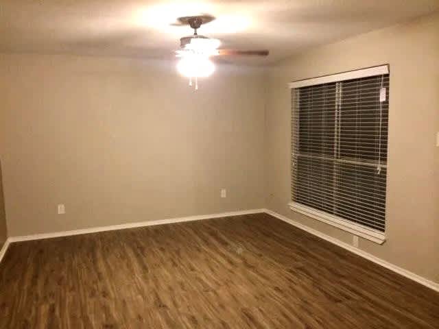 Dillon Apartments – photo 5