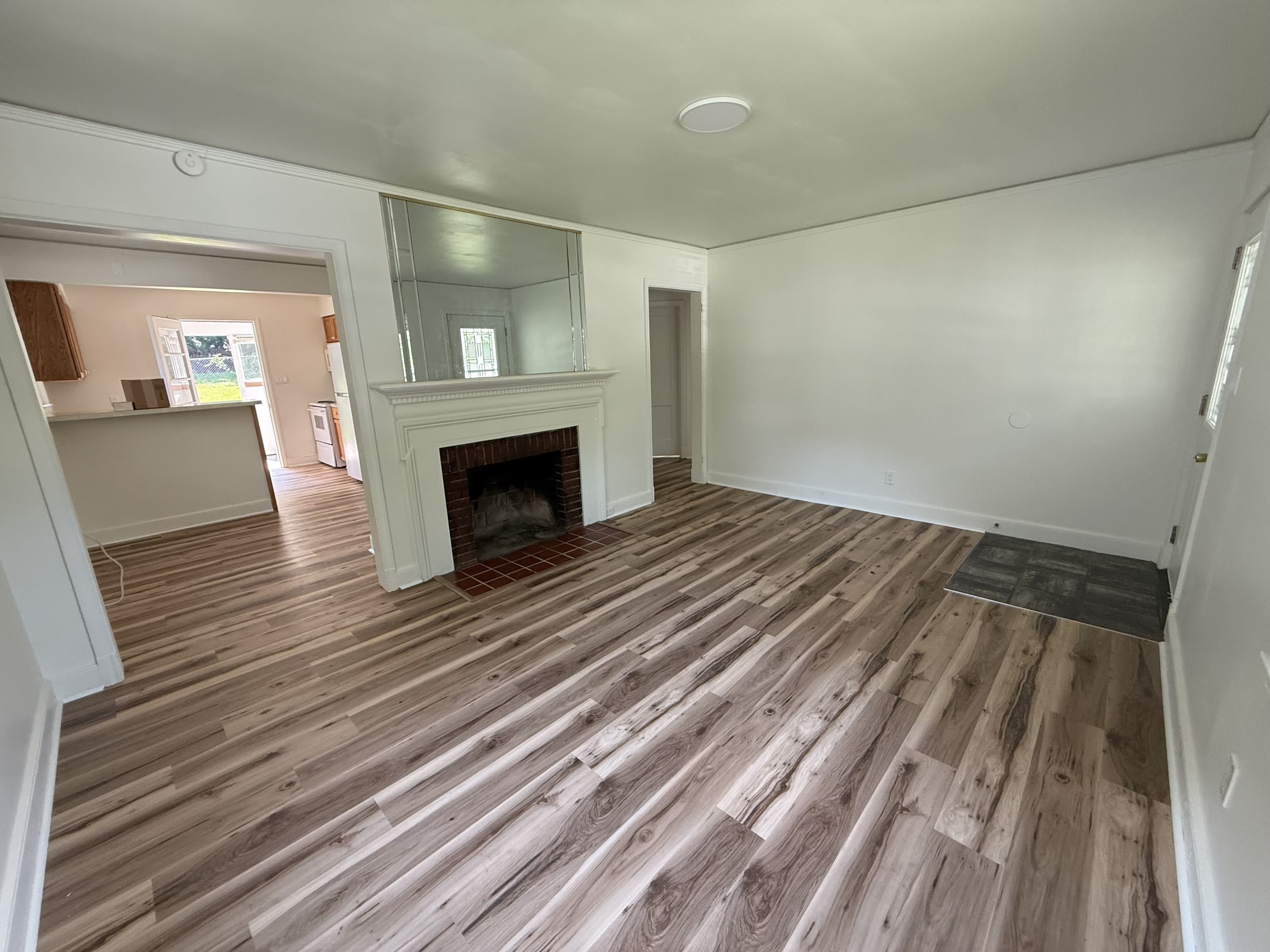 1302 Highland Avenue – photo 3