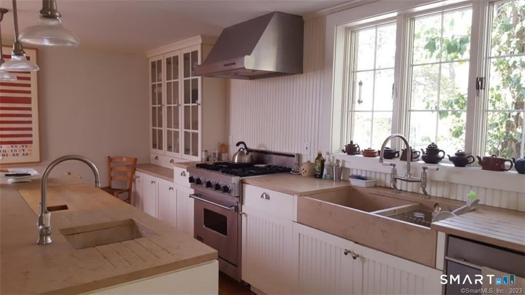 261 Taconic Road – photo 2