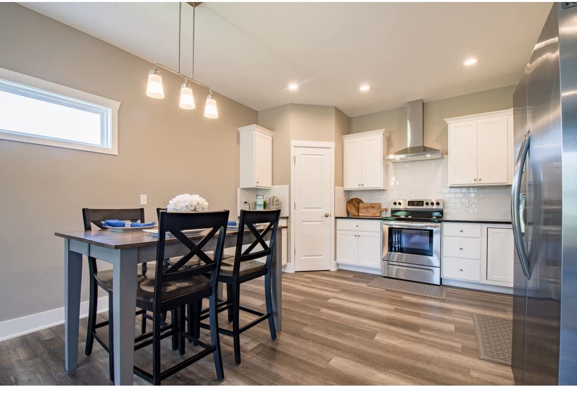 10 Percy Drive – photo 3