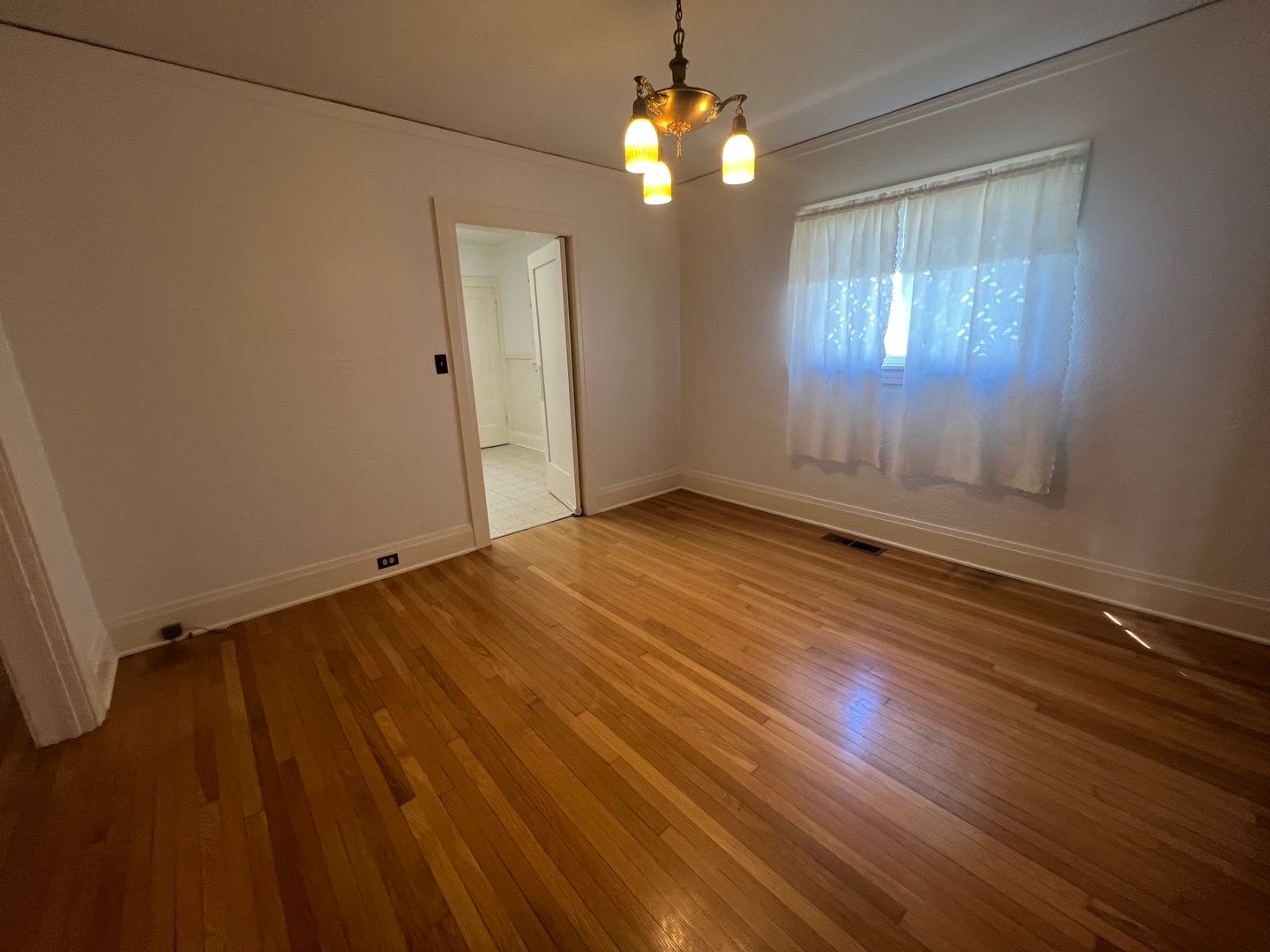 925 Lincoln Street – photo 5