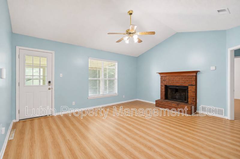 10331 Oak Leaf Drive – photo 3