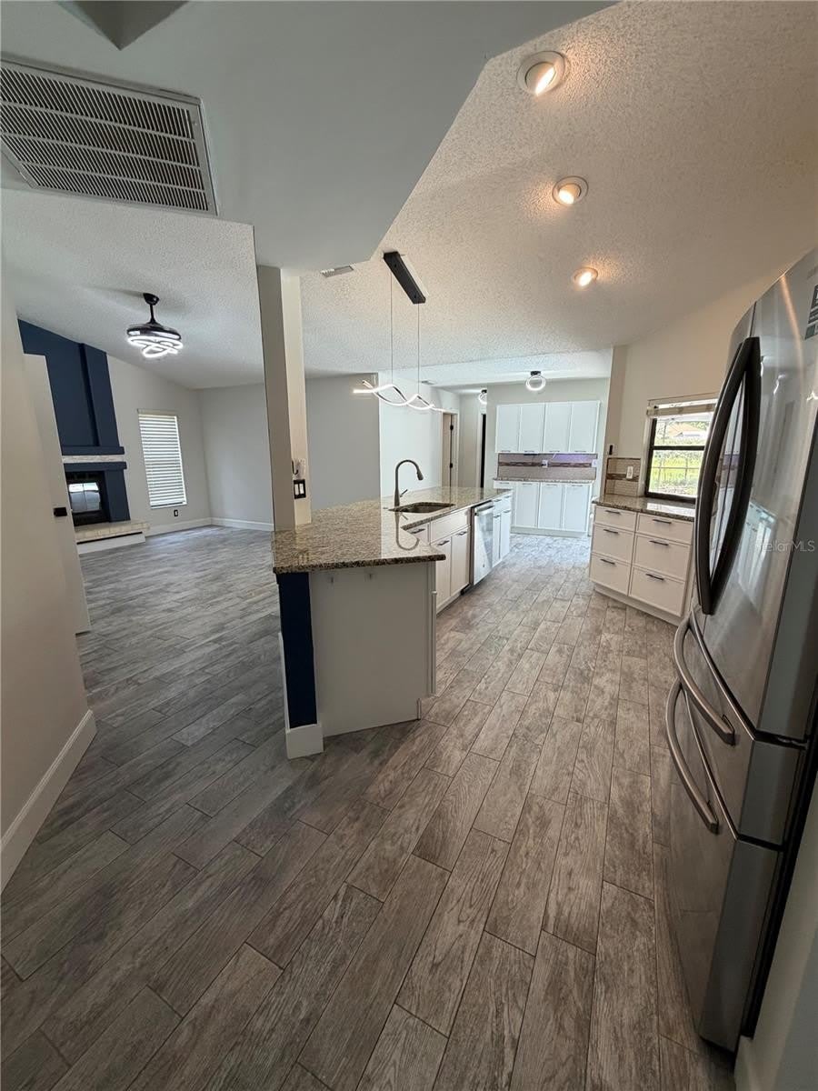 3221 OAKWOOD Place – photo 5