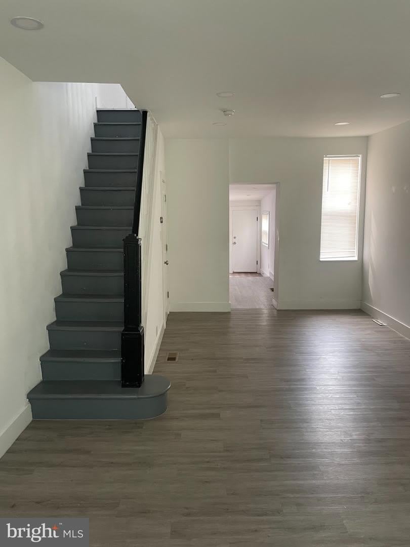 3133 WEIKEL ST – photo 3