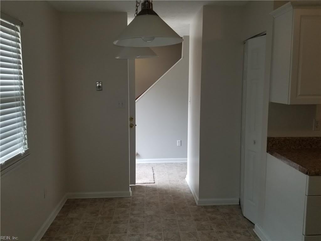1125 Old Denbigh Boulevard – photo 4