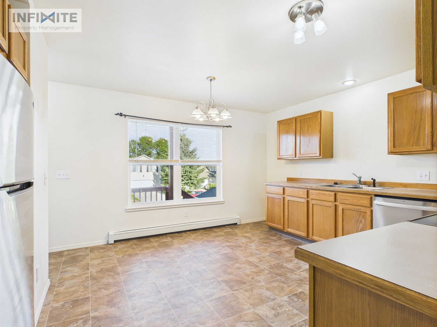 Great Three Bedroom Condo in Belgrade! – photo 1