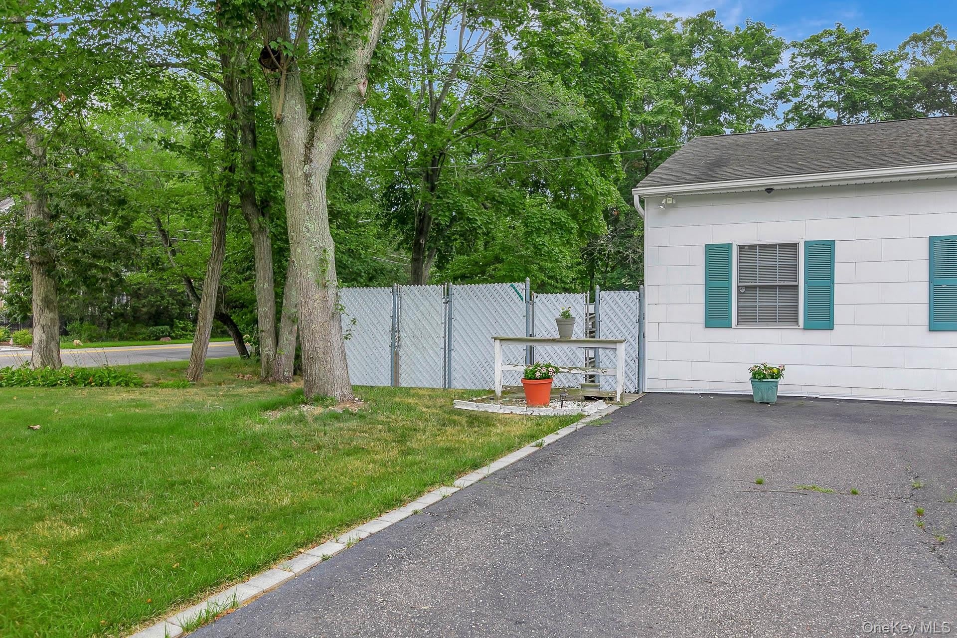 4 Brooktree Court – photo 2