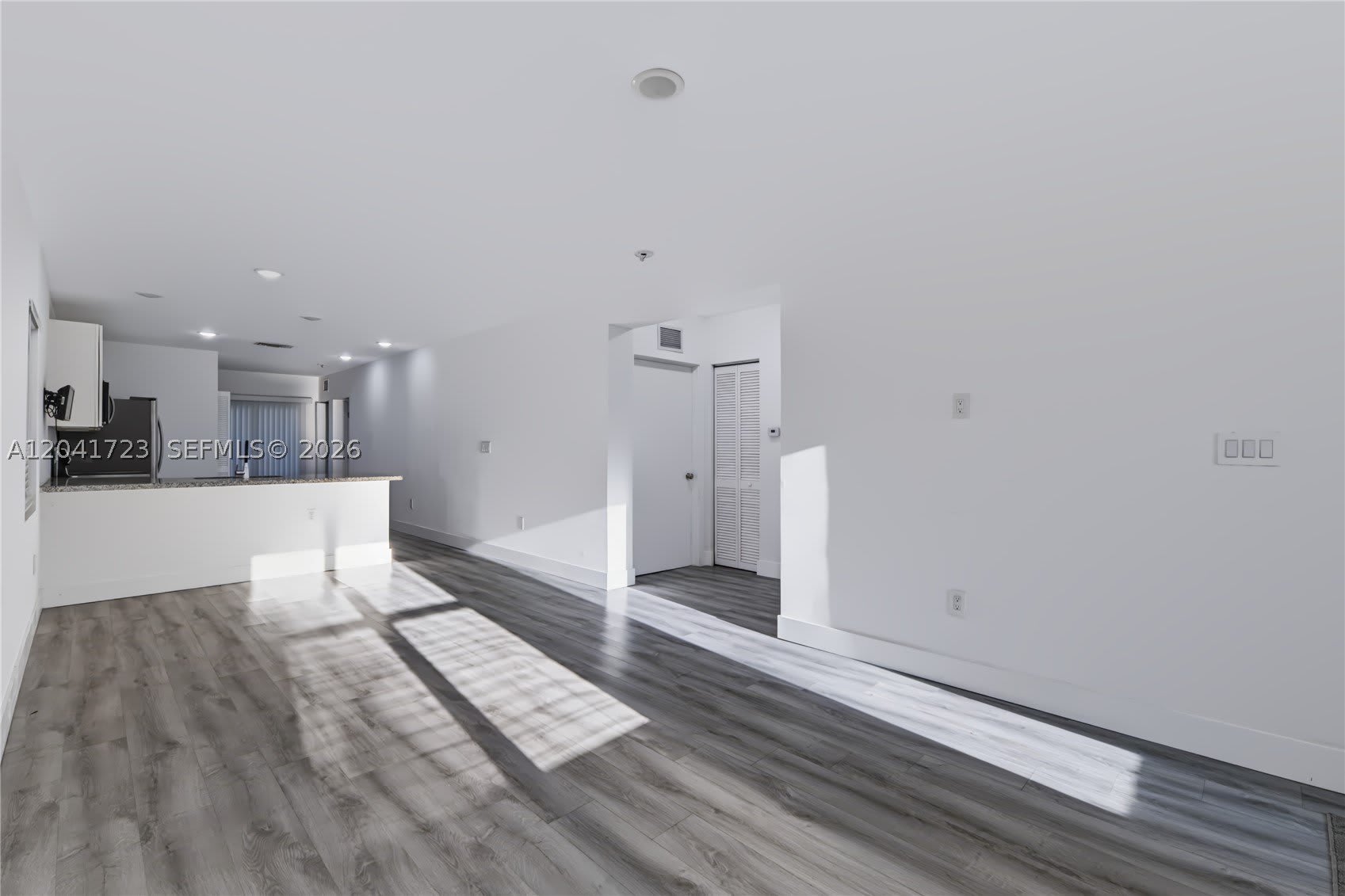 7777 Nw 8Th Ct – photo 5
