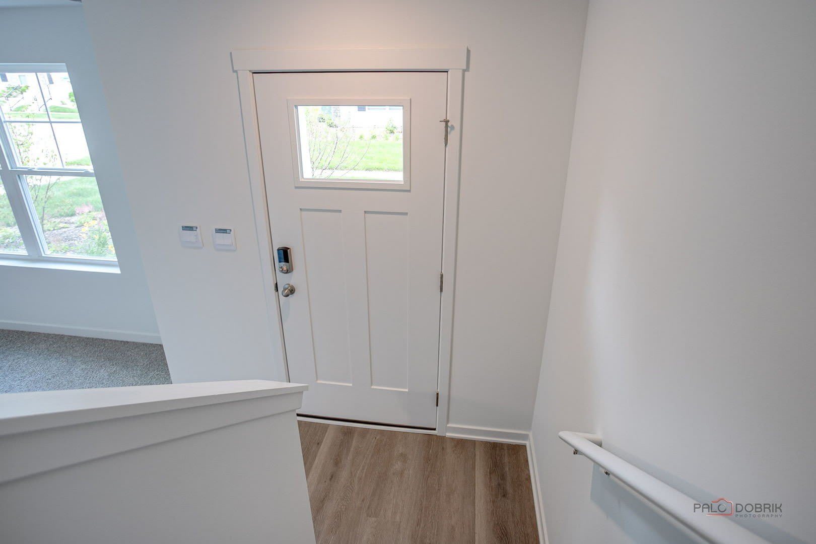 541 Yosemite Way – photo 4