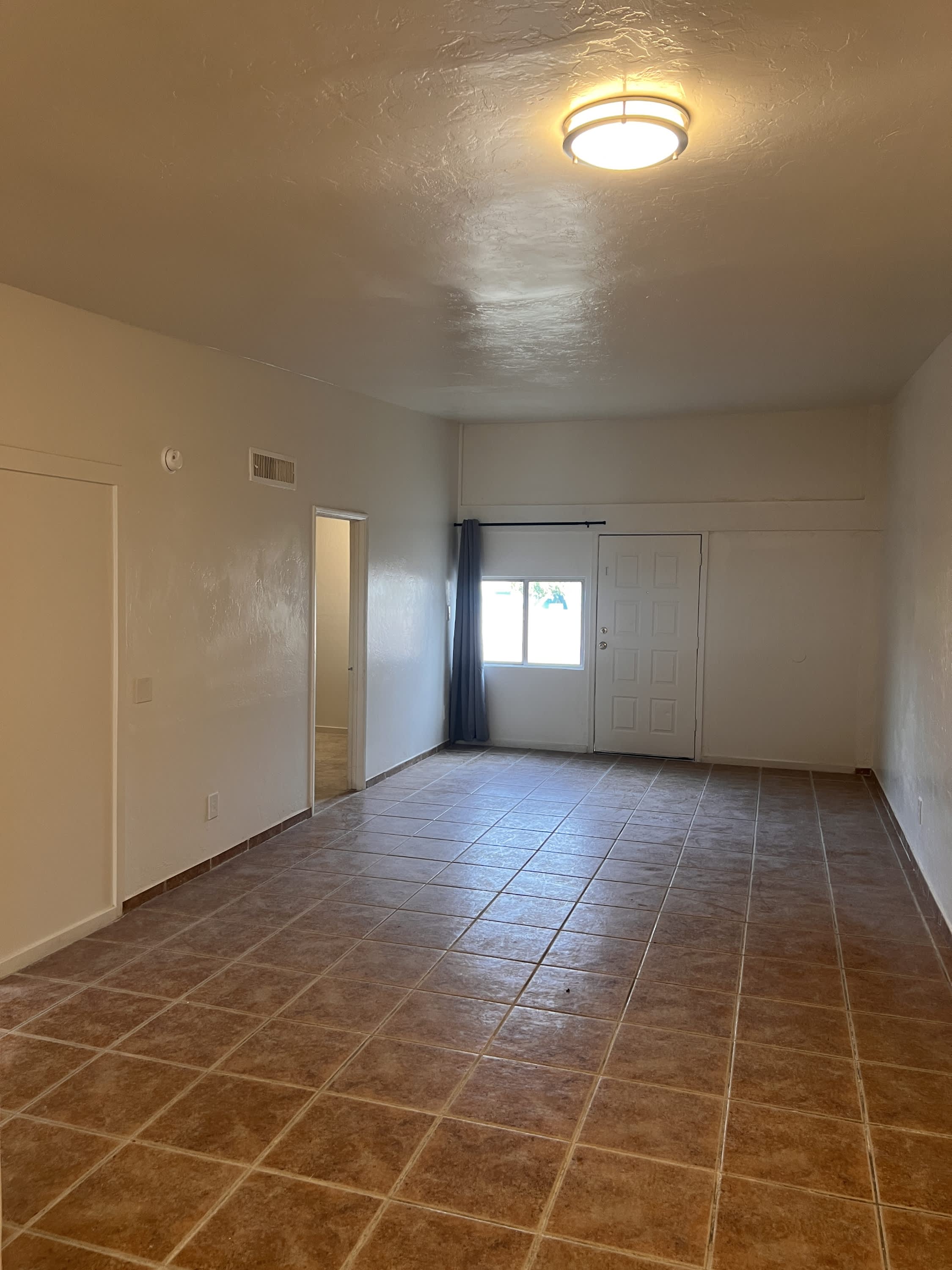 926 W Wedwick – photo 4