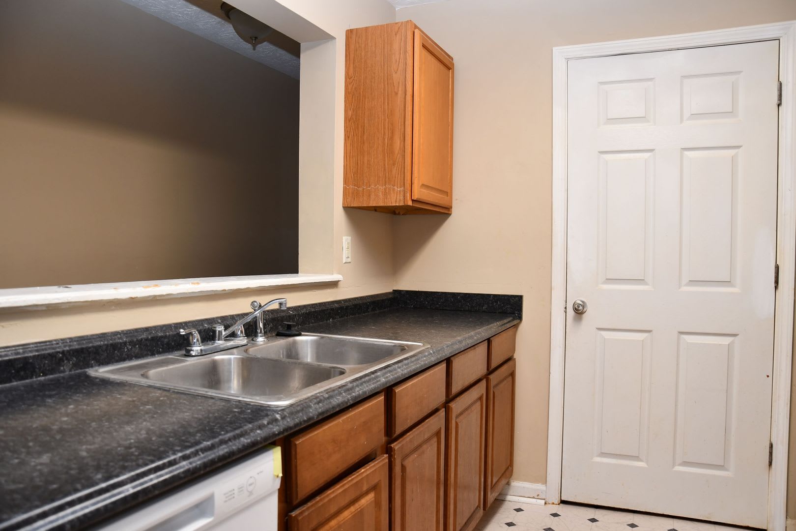 9301 Waldrop Place – photo 4