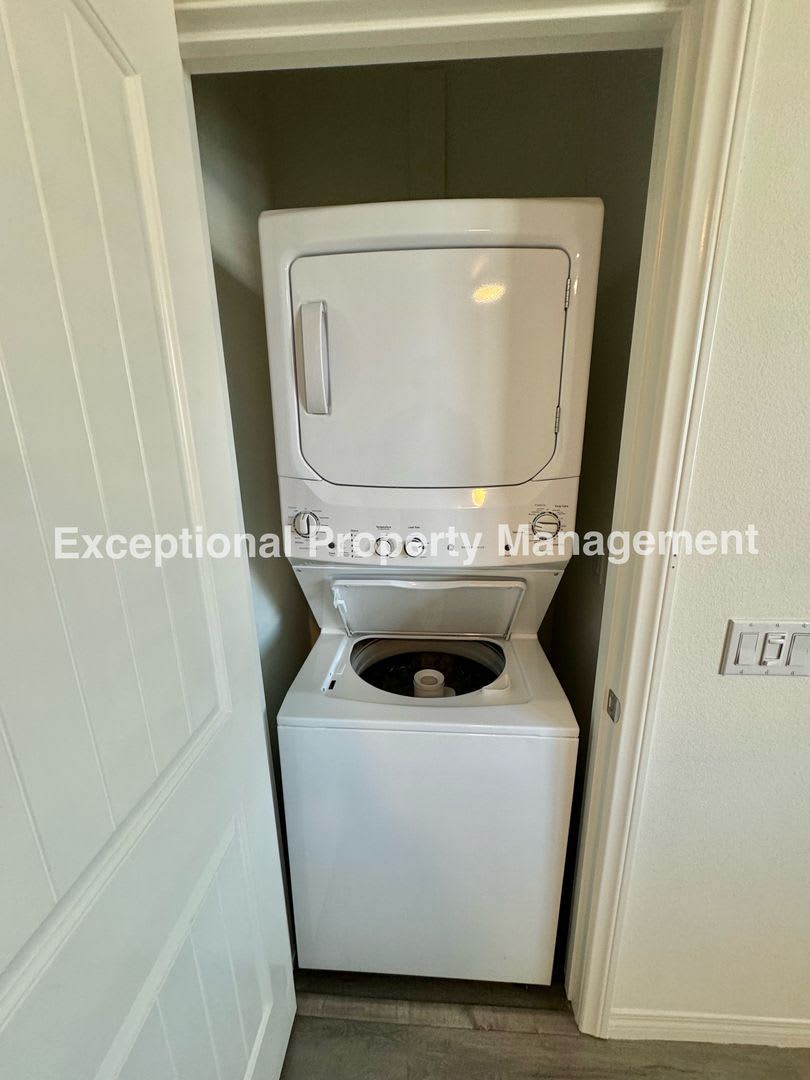 1 Bed 1 Bath Adu – photo 4