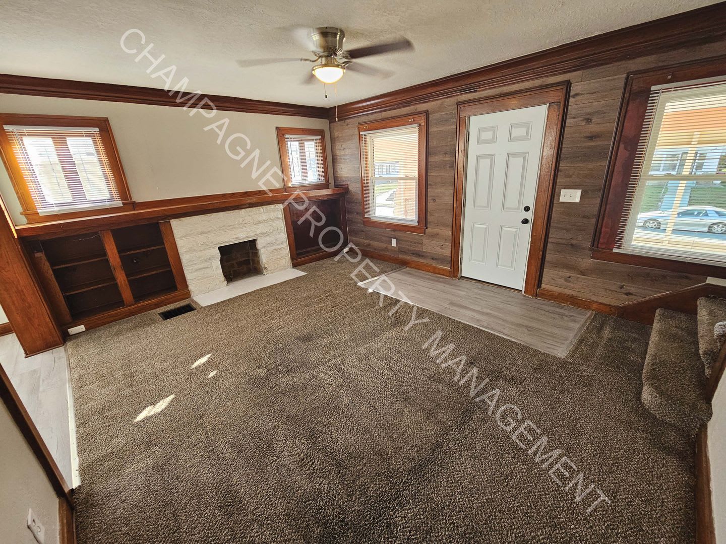Spacious Home in KC – photo 5
