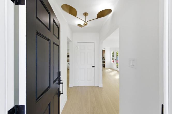 3035 Flores St – photo 4