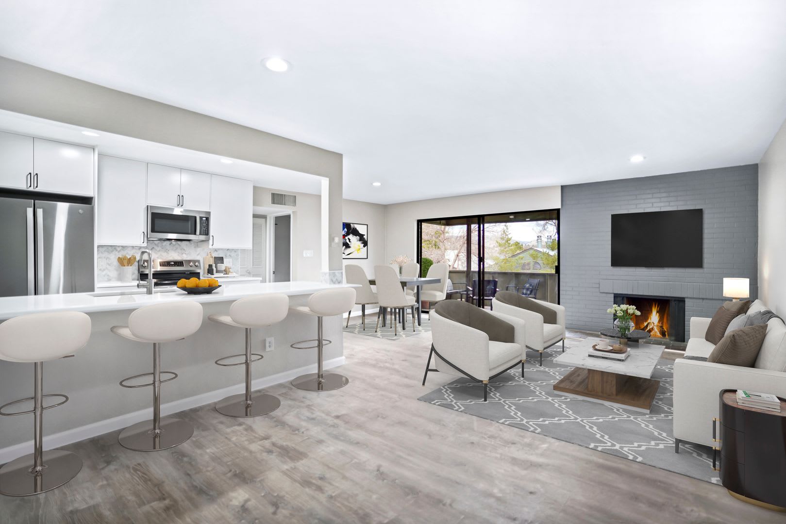 Stunning Fully Remodeled 2Bd 2Ba Top Floor Unit In The Heart Of Boulder – photo 1
