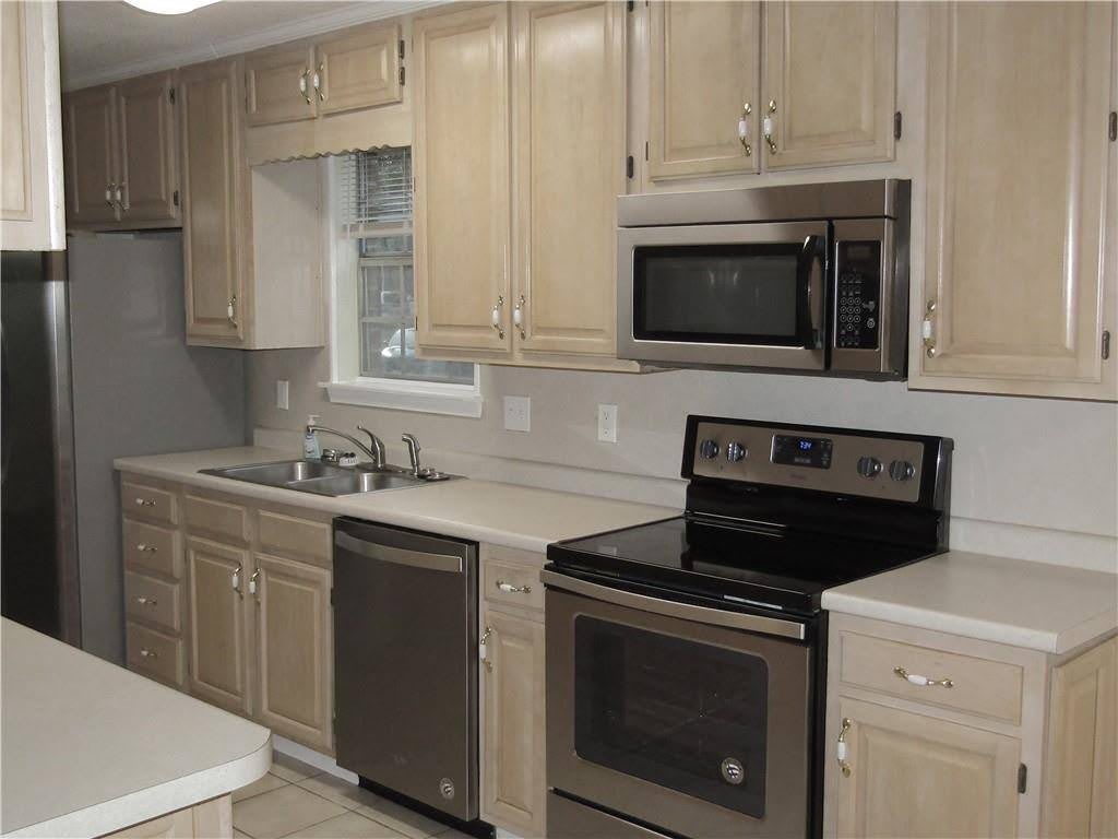 1120 Rue Verand – photo 3