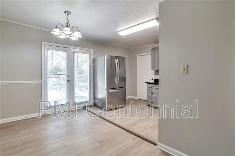 484 Evergreen Drive – photo 5
