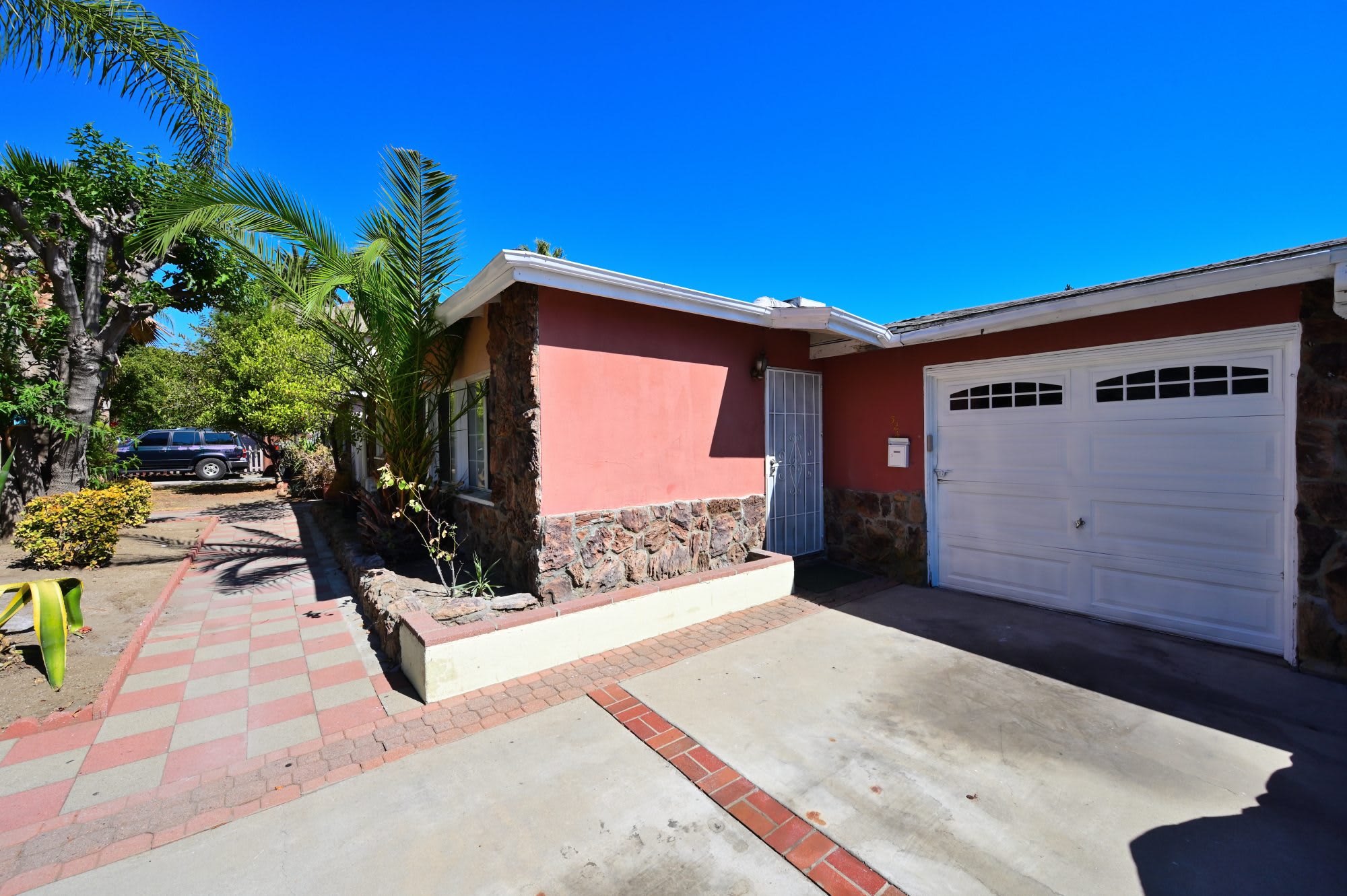 324 E Olive Ave – photo 4
